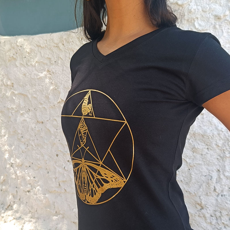 Woman metamorphosis t-shirt